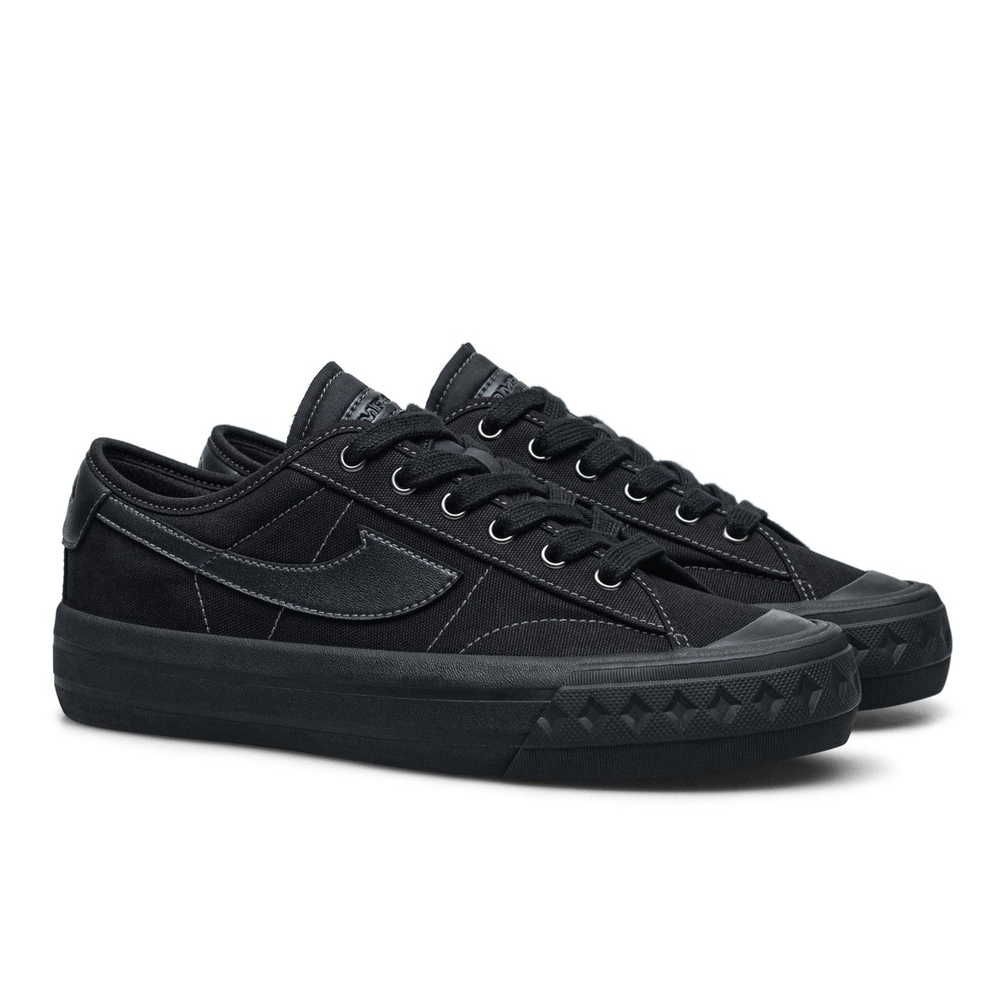 Retrograde Low Triple Black